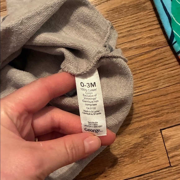 Bonds and Others 0-3 Month Baby Girl Set. - Picture 15 of 15